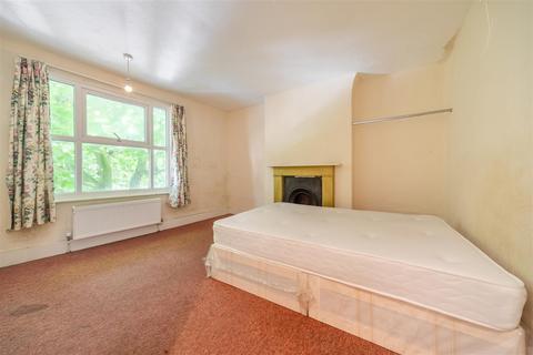 5 bedroom house for sale, Clyde Road, Brighton