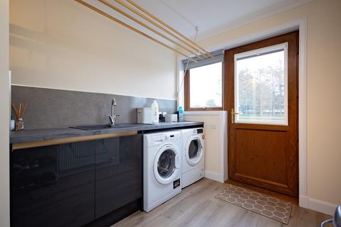 Knockglass House Crescent Street, Halkirk, KW12 6XN