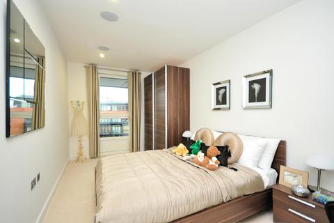 2 bedroom flat to rent, Bramah House, Grosvenor Waterside, Chelsea, London, SW1W