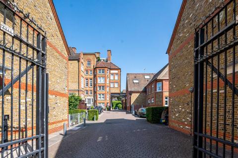 1 bedroom flat for sale, Southside Quarter, Burns Road, Clapham Junction, London, SW11