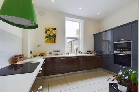 2 bedroom apartment for sale, Percy Gardens, Tynemouth