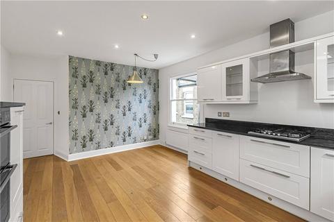 3 bedroom maisonette for sale, Aylmer Road, London, W12