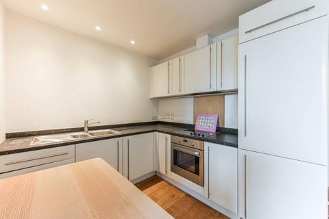 1 bedroom flat for sale, Walworth Road, Elephant and Castle, London, SE1