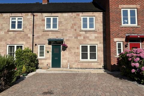 3 bedroom townhouse for sale, Mill View, Derbyshire DE56