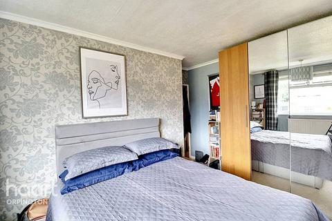 7 Priorsford Avenue, Orpington, BR5 2EN