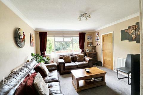 7 Priorsford Avenue, Orpington, BR5 2EN