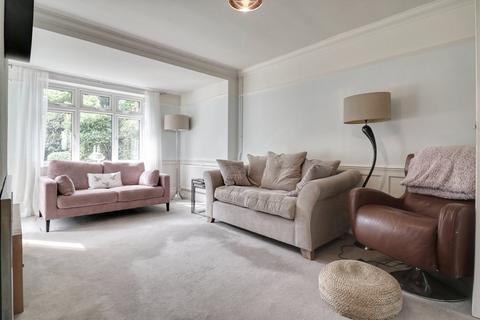 4 Millfield, Harlow, CM17 0BL