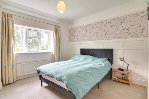 4 Millfield, Harlow, CM17 0BL