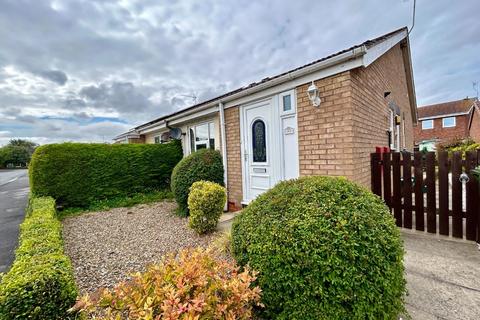 2 bedroom semi-detached bungalow to rent, 2 Bed Semi-Detached Bungalow, Avocet Way, Bridlington, YO15 3NT