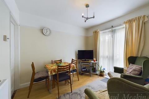 193 Dunley Drive, New Addington, Croydon, CR0 0RU
