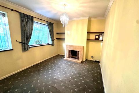 3 bedroom end of terrace house for sale, Chertsey Road, Feltham