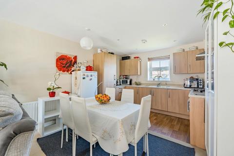 2 bedroom flat for sale, Barfoot Road, Southampton SO30