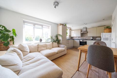 2 bedroom duplex for sale, Warwick Road, Ealing, London