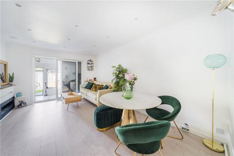 26 Harvesters Close, Isleworth, TW7 7PP
