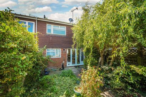 4, Hobart Court Gunthorpe Road, Marlow, SL7 1UL