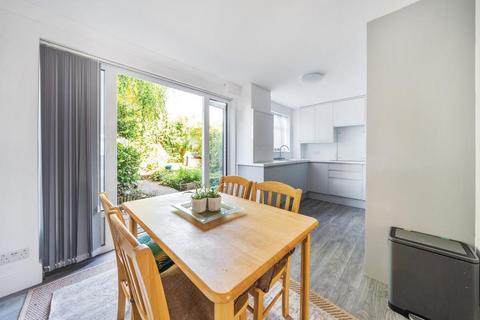 4, Hobart Court Gunthorpe Road, Marlow, SL7 1UL