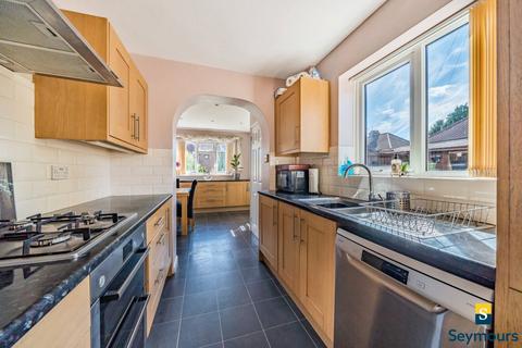 3 bedroom semi-detached house for sale, Sheepfold Road, Surrey GU2