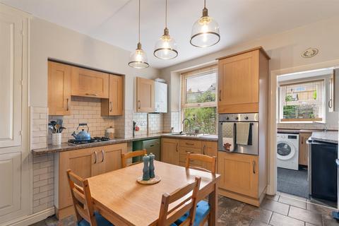 113 Lydgate Lane, Sheffield, S10 5FN
