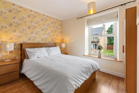 113 Lydgate Lane, Sheffield, S10 5FN