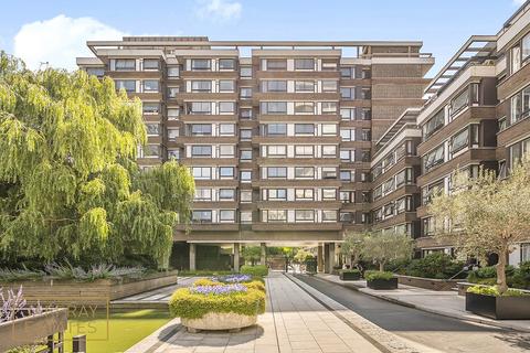 385 The Water Gardens, London, W2 2DL