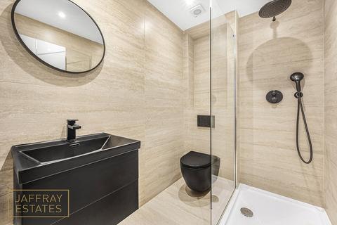 385 The Water Gardens, London, W2 2DL