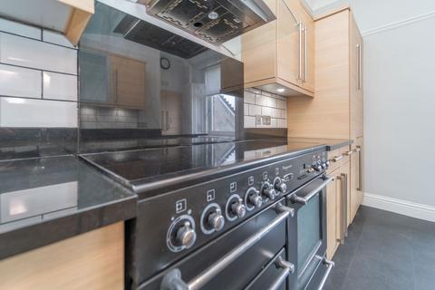 100a Blair Road, Coatbridge, ML5 2EW