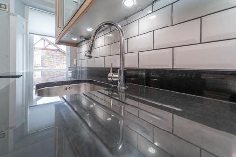 100a Blair Road, Coatbridge, ML5 2EW