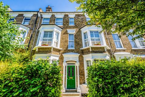 2 bedroom flat for sale, Courthope Road, London