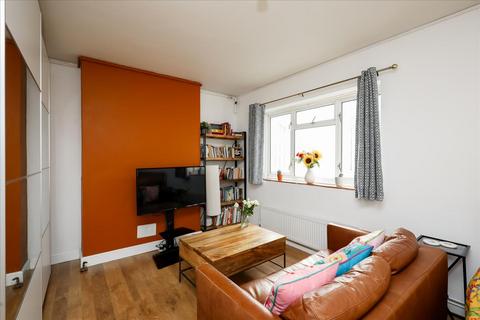 Studio for sale, Rosebank Way, Acton, W3