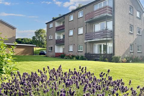 2 bedroom flat to rent, West Craigs Crescent, Edinburgh EH12