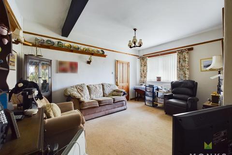 4 bedroom detached house for sale, Ellesmere Road, St. Martins, Oswestry