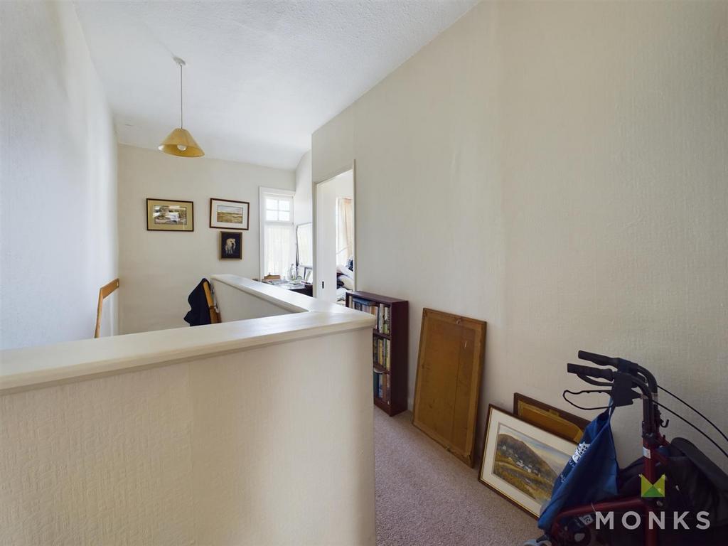 CAM01420 G0-PR0413-STILL017.jpg