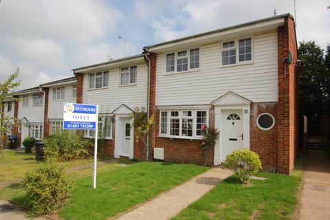 3 bedroom end of terrace house to rent, De Lara Way, Woking GU21