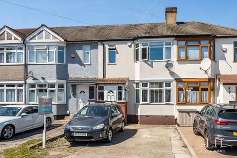 108 Upper Rainham Road, Hornchurch, RM12 4EE