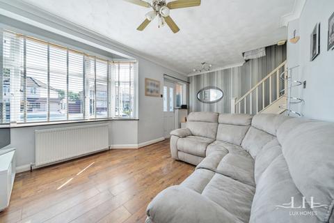 108 Upper Rainham Road, Hornchurch, RM12 4EE