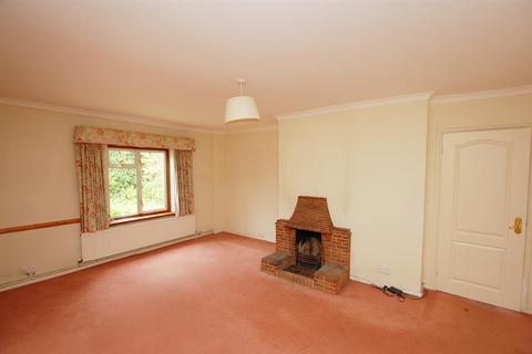 Hildenborough Ashes Lane, Hadlow, Tonbridge, TN11 9QU