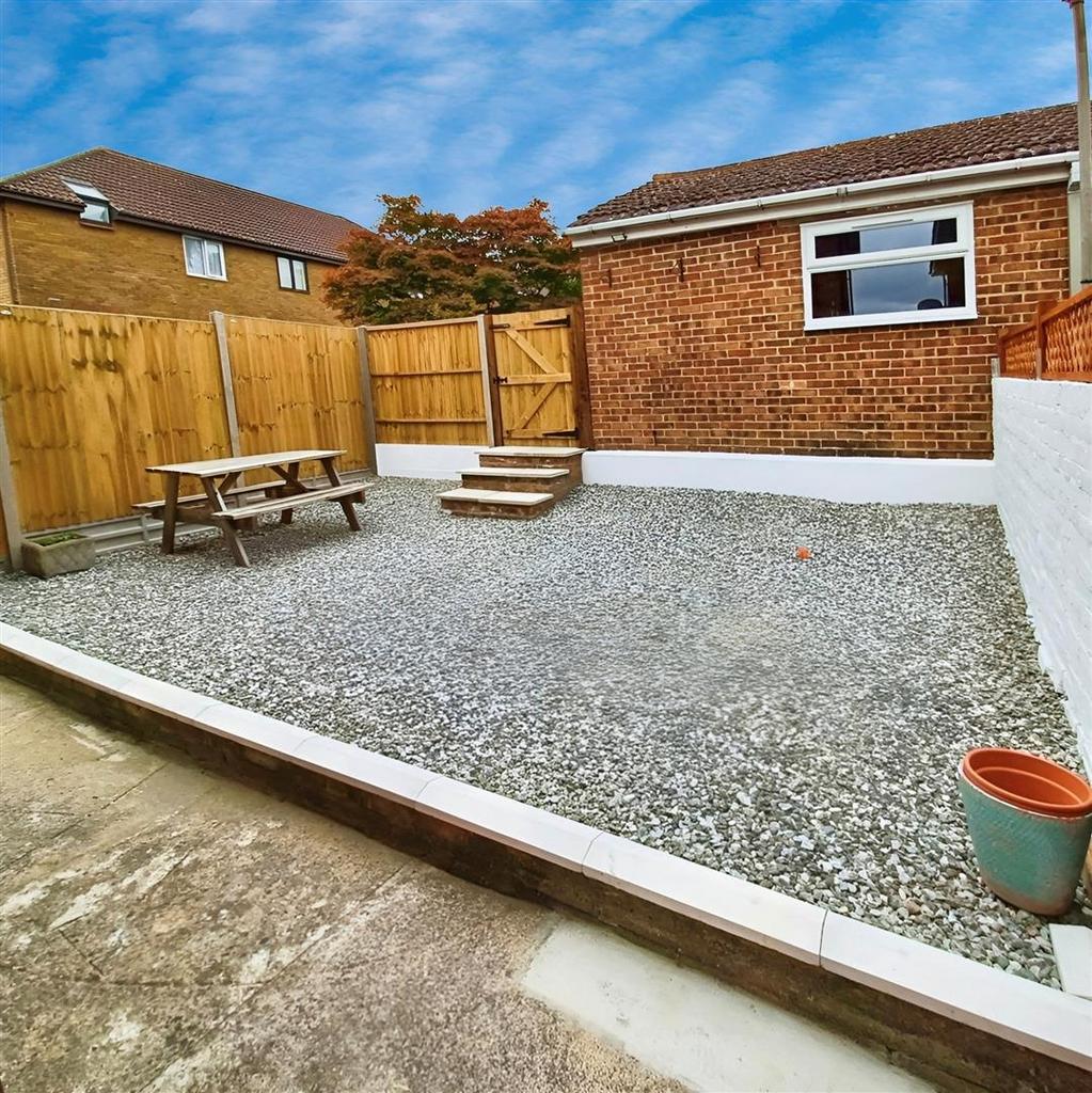 Garden/Garage