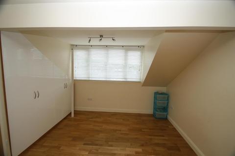 1 bedroom flat to rent, Wells Walk, Ilkley, West Yorkshire, UK, LS29