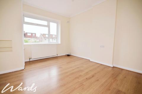 3 bedroom semi-detached house to rent, James Road Dartford DA1