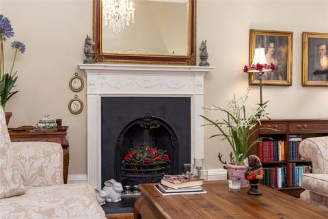 21 Clarendon Crescent, Edinburgh, EH4 1PU