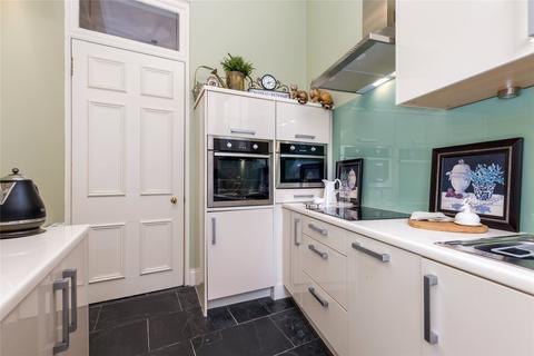 21 Clarendon Crescent, Edinburgh, EH4 1PU