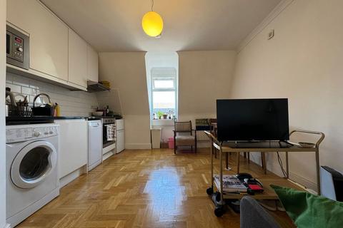 1 bedroom flat to rent, Deptford Broadway, London SE8