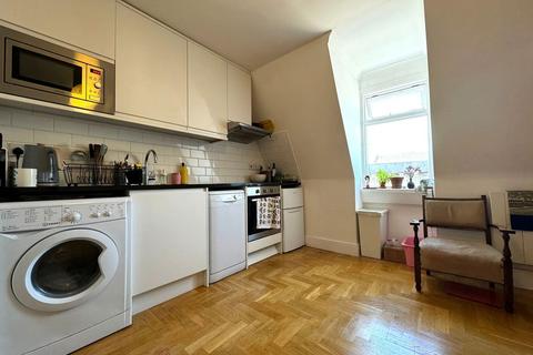 1 bedroom flat to rent, Deptford Broadway, London SE8