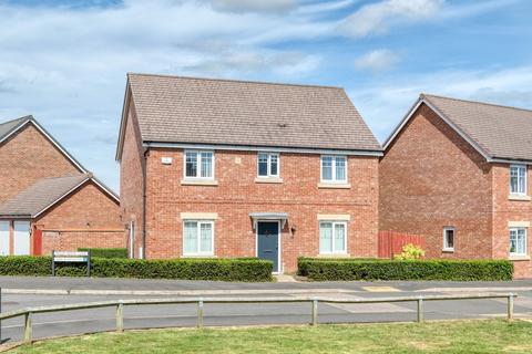 4 bedroom detached house for sale, Pigeon House Close, Wychbold, Droitwich, WR9 0FA