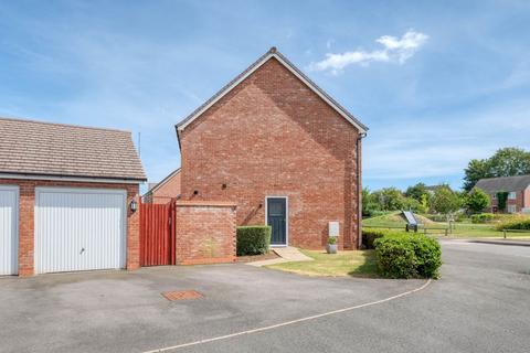 4 bedroom detached house for sale, Pigeon House Close, Wychbold, Droitwich, WR9 0FA