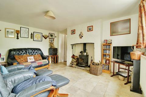 3 bedroom property for sale, The Pry, Purton, SN5