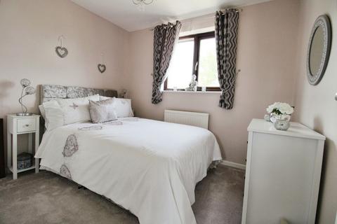 3, Bath Court Bath Road, Cricklade, Swindon, SN6 6DY