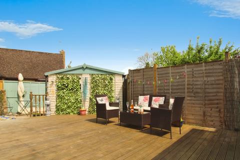 3, Bath Court Bath Road, Cricklade, Swindon, SN6 6DY