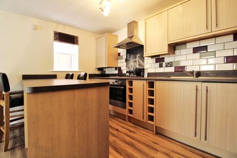 197 Cloatley Crescent, Royal Wootton Bassett, Swindon, SN4 7FX