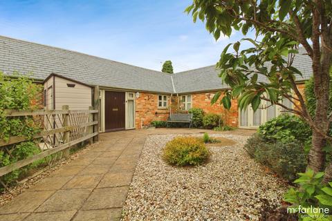 2 bedroom property for sale, Abingdon Court Farm, Cricklade, SN6